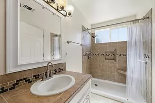 6100 Marlee Cir, Rocklin, CA 95677 - Photo 34