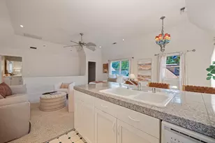 551 Southgate Rd, Sacramento, CA 95815 - Photo 62