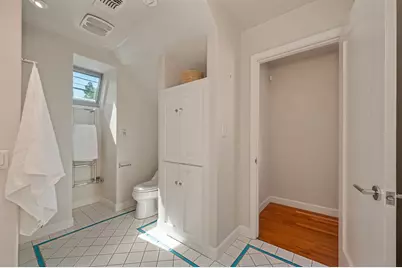 551 Southgate Road, Sacramento, CA 95815 - Photo 48