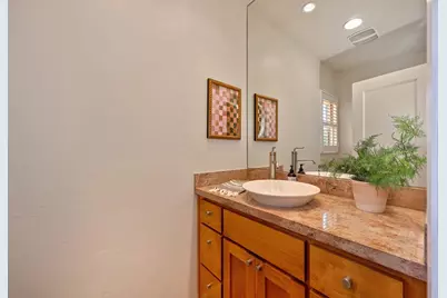 551 Southgate Road, Sacramento, CA 95815 - Photo 28