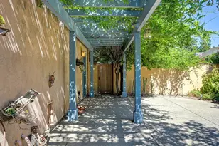 551 Southgate Rd, Sacramento, CA 95815 - Photo 74
