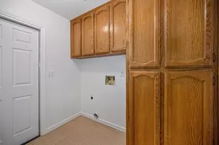 8652 Nash Way, Sacramento, CA 95828 - Photo 20