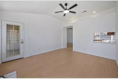8652 Nash Way, Sacramento, CA 95828 - Photo 10