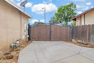 2248 Cherry Tree Ln, Riverbank, CA 95367 - Photo 62