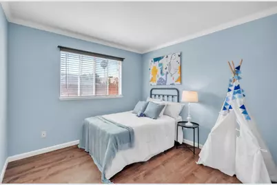 8059 Ventnor Court, Sacramento, CA 95829 - Photo 18