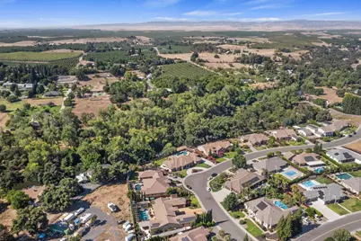 10725 Goldsborough Circle, Oakdale, CA 95361 - Photo 72