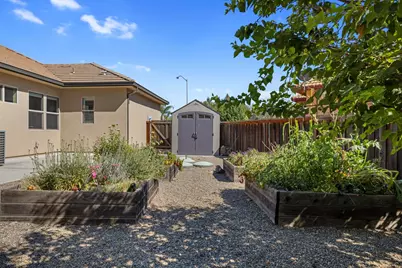 10725 Goldsborough Circle, Oakdale, CA 95361 - Photo 68