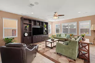 566 Fallsburg Ct, Brentwood, CA 94513 - Photo 8