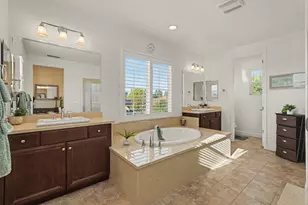 566 Fallsburg Ct, Brentwood, CA 94513 - Photo 32