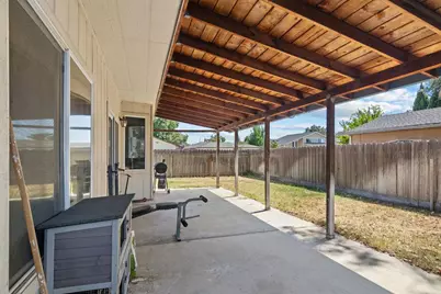 4017 Chatsworth Circle, Stockton, CA 95209 - Photo 36