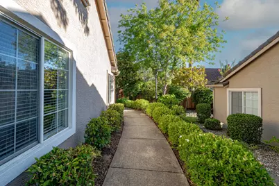 6108 Marlee Circle, Rocklin, CA 95677 - Photo 32