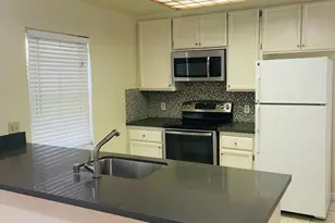 2195 57th St, Sacramento, CA 95817 - Photo 4