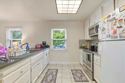 2195 57th Street, Sacramento, CA 95817 - Photo 6