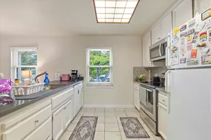 2195 57th St, Sacramento, CA 95817 - Photo 6