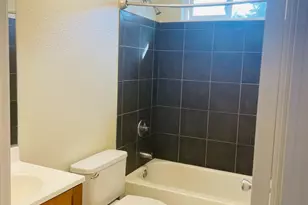 2195 57th St, Sacramento, CA 95817 - Photo 26