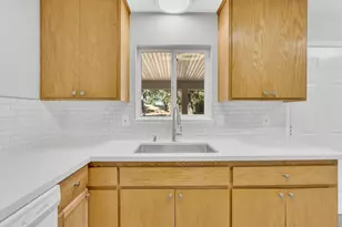 5720 Riverside Blvd, Sacramento, CA 95822 - Photo 36