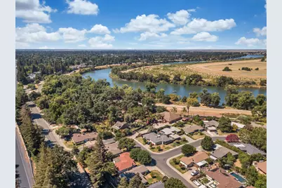 5720 Riverside Boulevard, Sacramento, CA 95822 - Photo 10