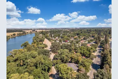 5720 Riverside Boulevard, Sacramento, CA 95822 - Photo 12