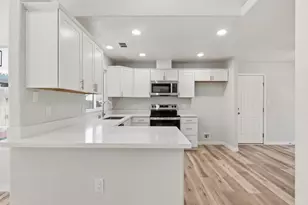 1129 La Mesa St, Escalon, CA 95320 - Photo 8