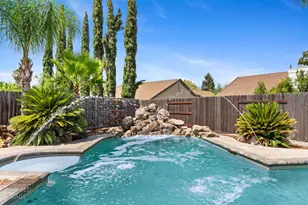 16 Graywood Ct, Sacramento, CA 95823 - Photo 2