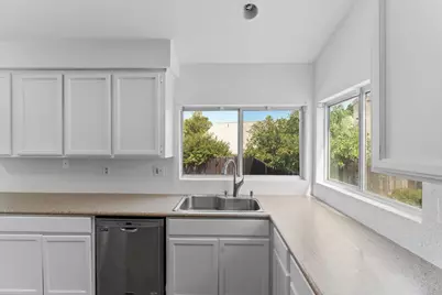16 Graywood Court, Sacramento, CA 95823 - Photo 12