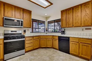 19691 Wolf Creek Rd, Grass Valley, CA 95949 - Photo 6