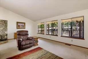 19691 Wolf Creek Rd, Grass Valley, CA 95949 - Photo 14