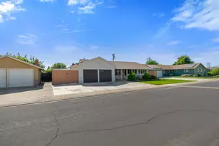209 Charles Ave, Manteca, CA 95336 - Photo 2