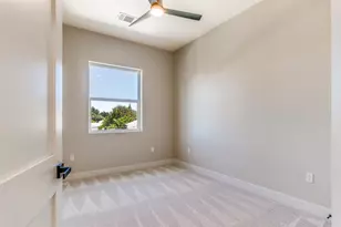 805 Hintze Lndg Ct, Modesto, CA 95354 - Photo 34