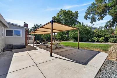 2229 Juliesse Avenue, Sacramento, CA 95821 - Photo 32