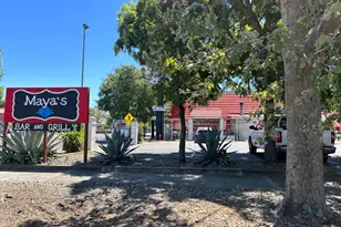 2700 Broadway, Sacramento, CA 95818 - Photo 2