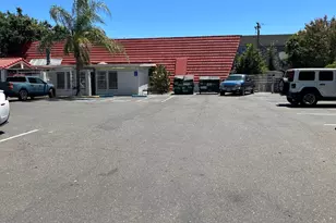 2700 Broadway, Sacramento, CA 95818 - Photo 4