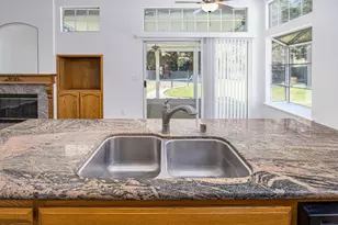9282 Dever Cir, Elk Grove, CA 95624 - Photo 22