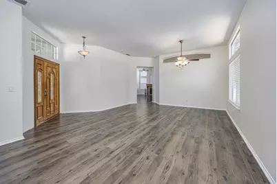 9282 Dever Circle, Elk Grove, CA 95624 - Photo 14