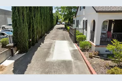 5650 Broadway, Sacramento, CA 95820 - Photo 8