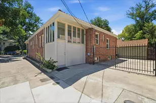 816 Alhambra Blvd, Sacramento, CA 95816 - Photo 36