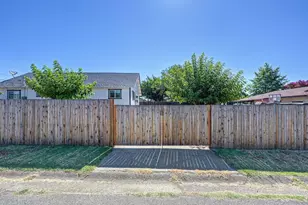 1391 5th St, Lincoln, CA 95648 - Photo 10