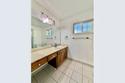 3032 NE Sleepy Hollow Drive, Stockton, CA 95209 - Photo 12