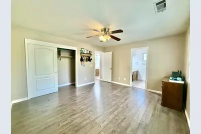 3032 NE Sleepy Hollow Drive, Stockton, CA 95209 - Photo 14