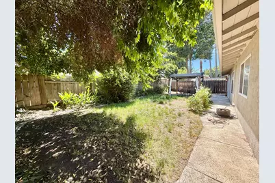 3032 NE Sleepy Hollow Drive, Stockton, CA 95209 - Photo 36