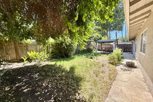 3032 NE Sleepy Hollow Dr, Stockton, CA 95209 - Photo 36