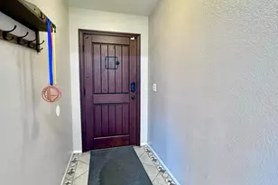 3032 NE Sleepy Hollow Dr, Stockton, CA 95209 - Photo 16