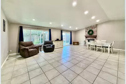 3032 NE Sleepy Hollow Drive, Stockton, CA 95209 - Photo 18