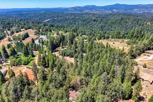 2585 Crystal Springs Rd, Camino, CA 95709 - Photo 20