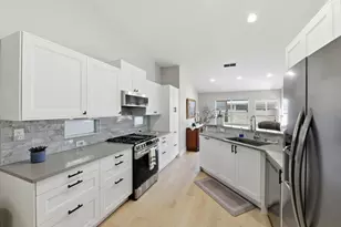 7112 Sunpace Ln, Sacramento, CA 95828 - Photo 4