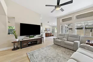 7112 Sunpace Ln, Sacramento, CA 95828 - Photo 12