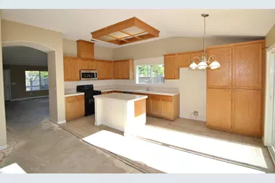 5456 Homewood Way, Riverbank, CA 95367 - Photo 8