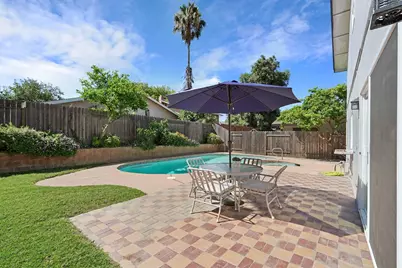 9470 Mira Del Rio Drive, Sacramento, CA 95827 - Photo 36