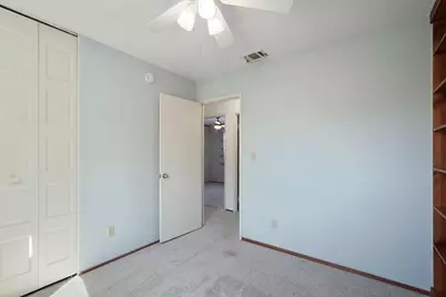 9470 Mira Del Rio Drive, Sacramento, CA 95827 - Photo 28