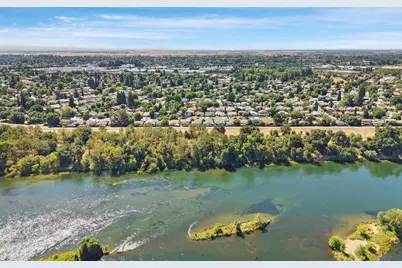 9470 Mira Del Rio Drive, Sacramento, CA 95827 - Photo 42